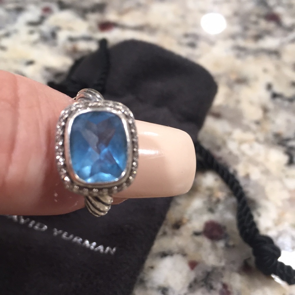 Gorgeous Authentic David Yurman ring - Picture 4 of 4